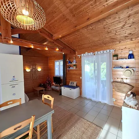 Prázdninový dům Jolie Ocean *